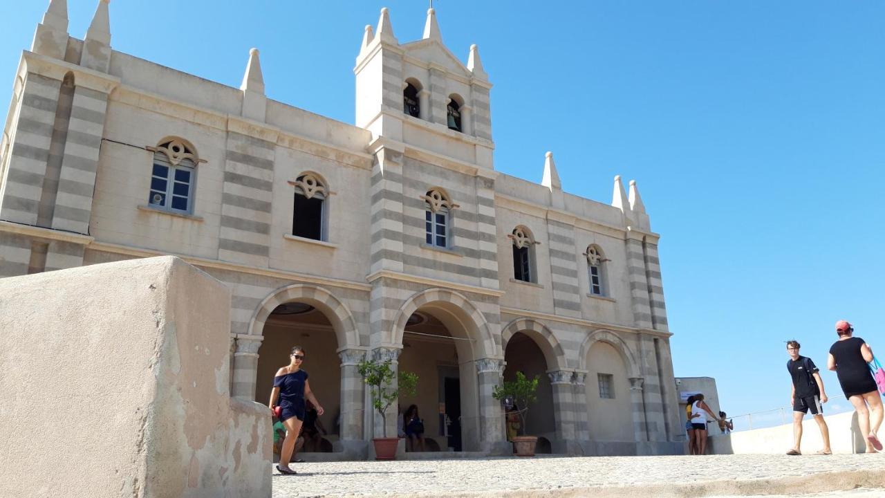 Villa Nove - Residence Dei Fiori Zambrone Dış mekan fotoğraf