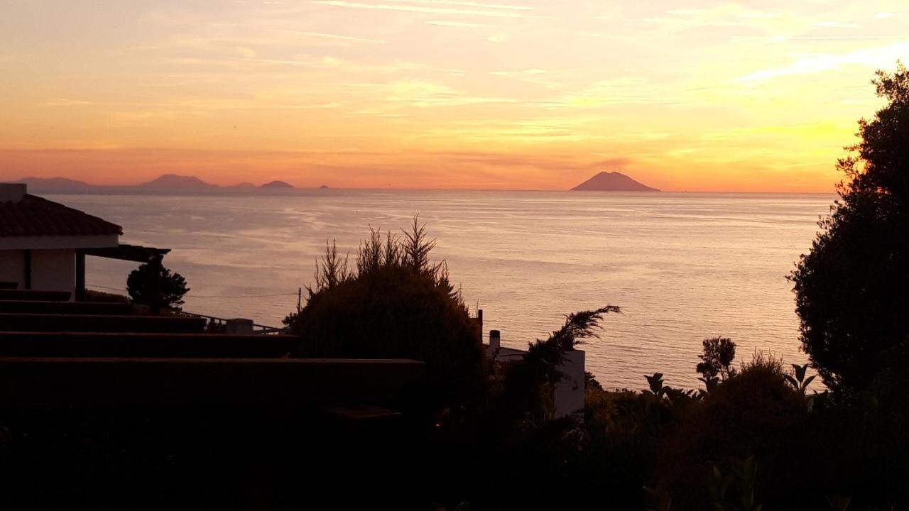 Villa Nove - Residence Dei Fiori Zambrone Dış mekan fotoğraf