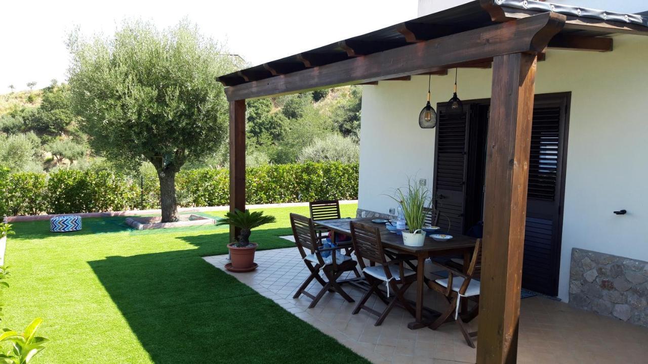 Villa Nove - Residence Dei Fiori Zambrone Dış mekan fotoğraf