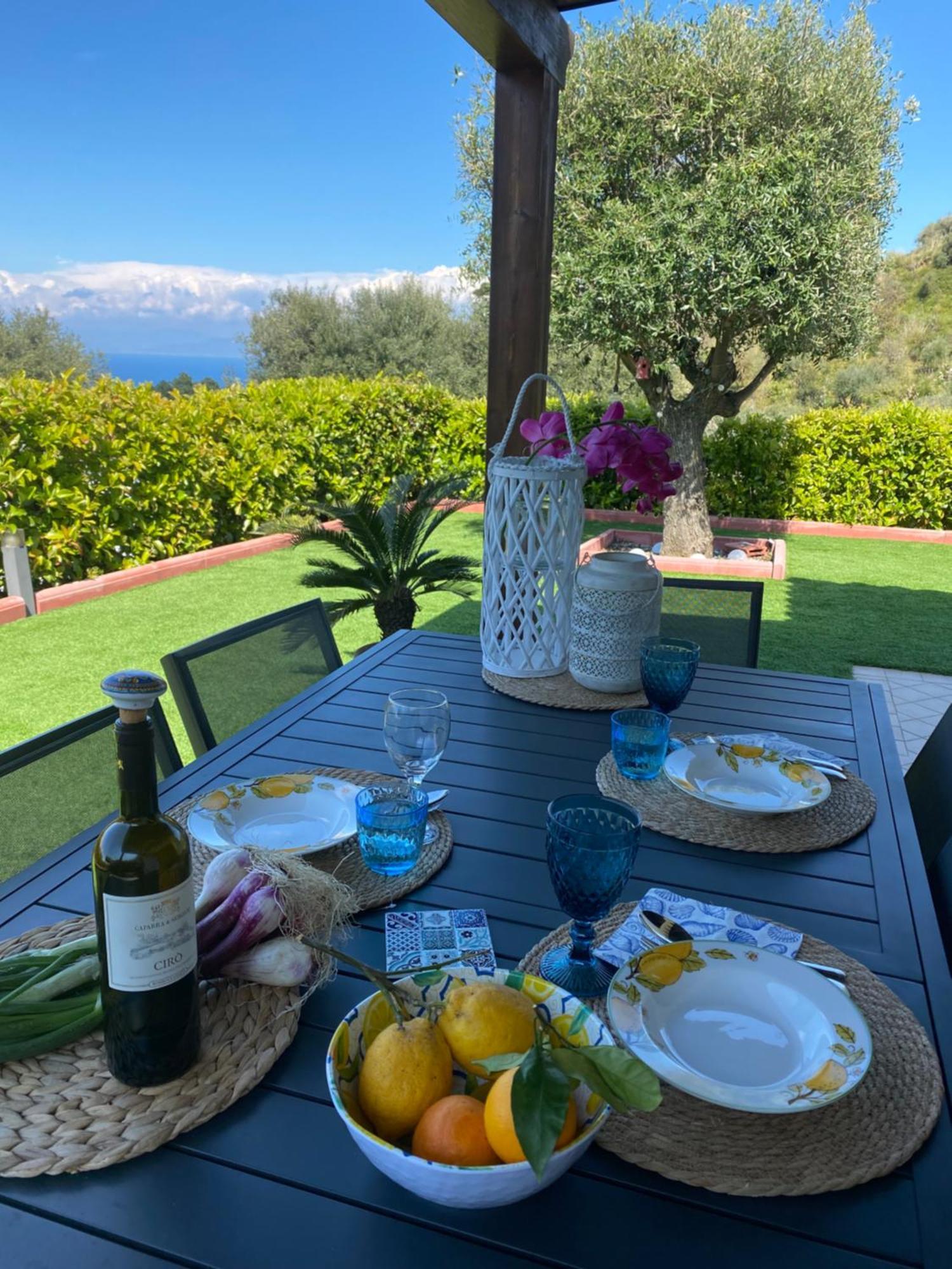 Villa Nove - Residence Dei Fiori Zambrone Dış mekan fotoğraf