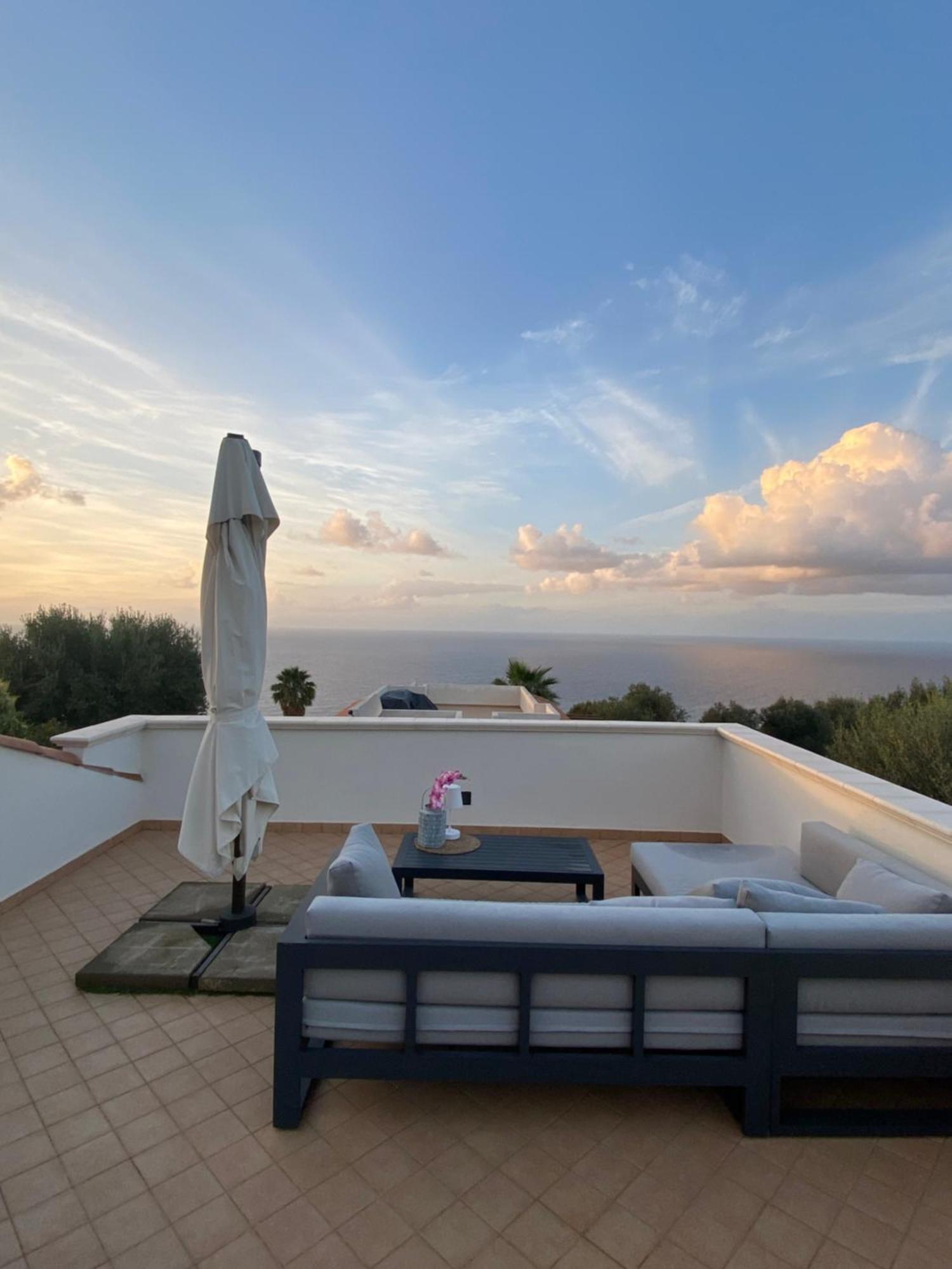 Villa Nove - Residence Dei Fiori Zambrone Dış mekan fotoğraf